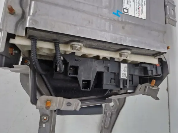 Batería Toyota Yaris III OEM G9280-52030 image 8