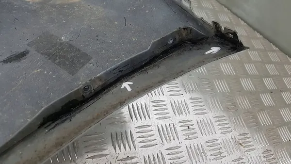 Audi A1 2012 Canto do para-choque dianteiro direito image 6