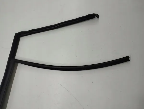 OEM 5NA839432 achterdeur raamrubber rechterzijde image 7