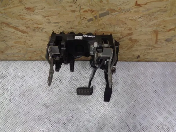 Gasbrems-Pedal Opel Insignia A Automatik 2008- OEM 13219223 image 2