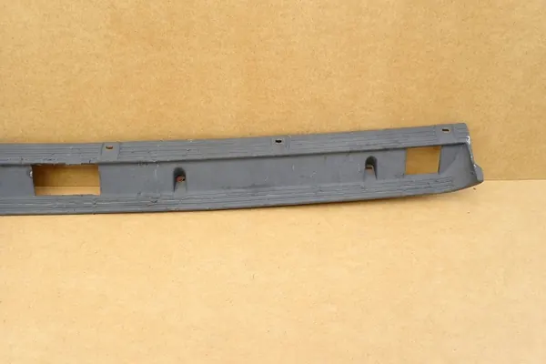 Couvre-seuil de hayon Iveco Daily III OEM 500323987 image 3