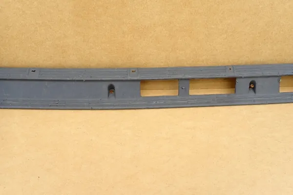 Couvre-seuil de hayon Iveco Daily III OEM 500323987 image 5