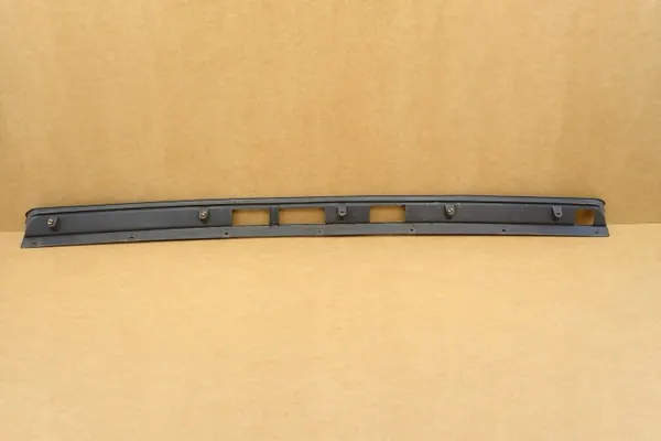 Couvre-seuil de hayon Iveco Daily III OEM 500323987 image 7
