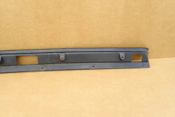 Couvre-seuil de hayon Iveco Daily III OEM 500323987 image 8