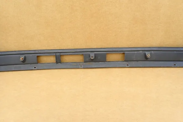 Couvre-seuil de hayon Iveco Daily III OEM 500323987 image 9