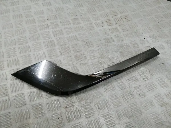 OEM 261A30137R Kromlist Framstötfångare Vänster image 2