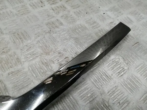 OEM 261A30137R Kromlist Framstötfångare Vänster image 3