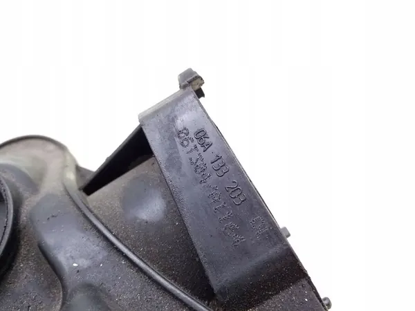 AUDI A3 8P Ansaugkrümmer OEM 06A133203DL image 3
