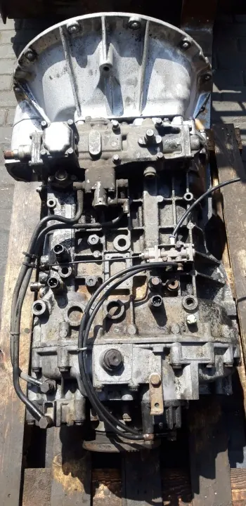 Boîte de vitesses Renault 16S109 ZF Occasion image 2