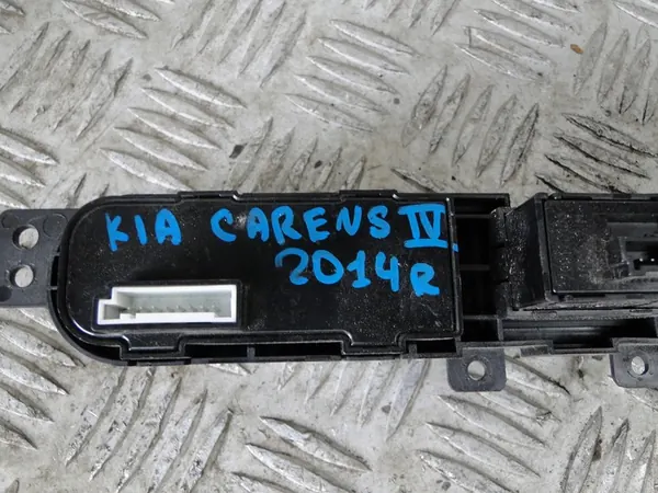 Noodknop Kia Carens IV 2014 image 4