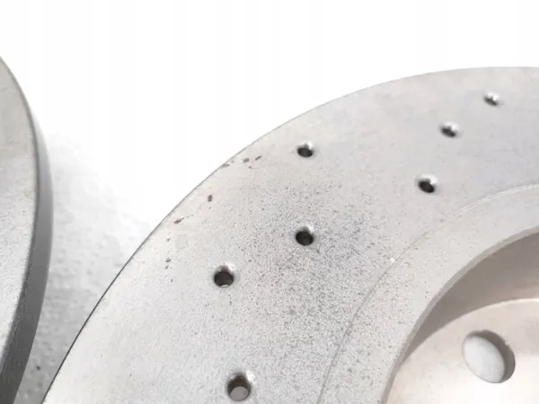 Disque de frein Brembo 08.B413.1X - État utilisé image 4