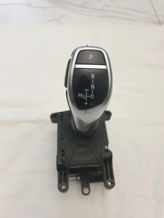 Pommeau de levier BMW OEM 9296906 - État utilisé image 2