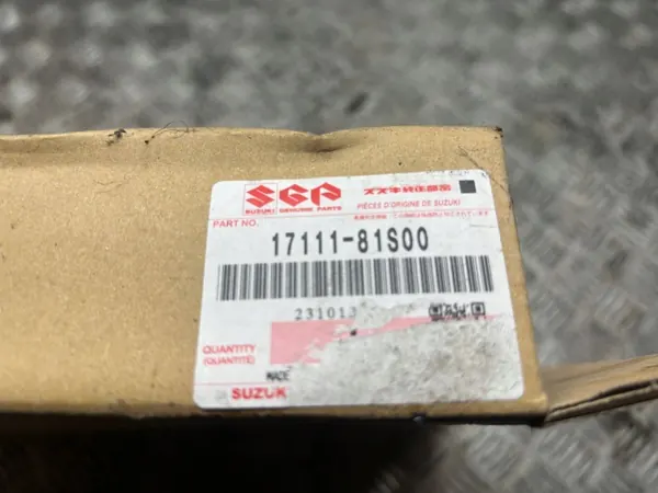 Puhallin Suzuki Swift OEM 17111-81S00 - Käytetty image 3