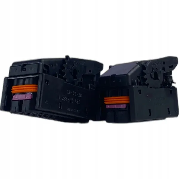 Moottorin ECU-liitin OEM 37820-5az Honda Civic X 1.0 VTEC image 2