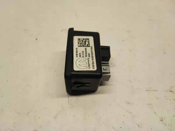 Tomada USB Fiat Doblo OEM 07357054130 - Usado image 7