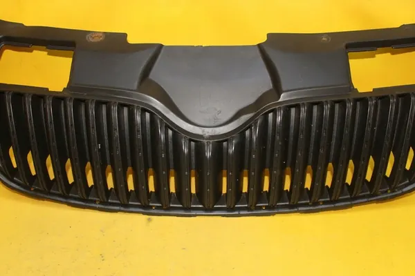 Front Grill Skoda Roomster 6Q0122101CB image 3