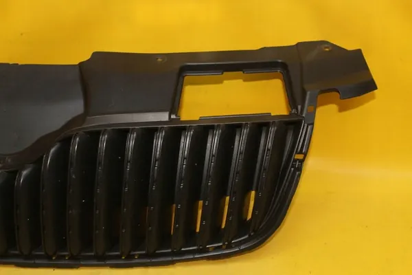 Front Grill Skoda Roomster 6Q0122101CB image 4