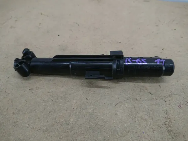 BMW Ajovalopesupumppu OEM 6167724608808 image 3