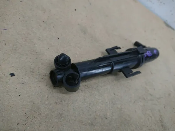 BMW Ajovalopesupumppu OEM 6167724608808 image 8