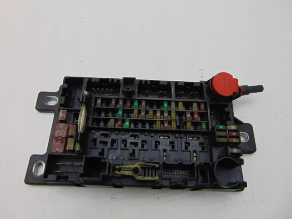 Sicherungskasten OEM M8D2-14N030-AA für Land Rover Evoque II image 4