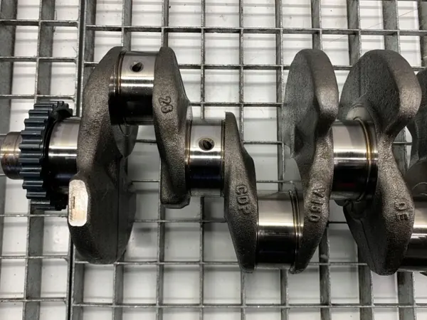 Kampiakseli OEM 03N105212D Audi A5 F5 2.0 190hv image 4