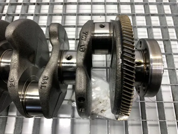 Kampiakseli OEM 03N105212D Audi A5 F5 2.0 190hv image 5