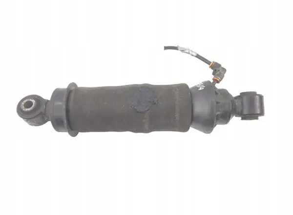 Ilmajousi OEM 20757841 Renault Trucks ohjaamolle image 4