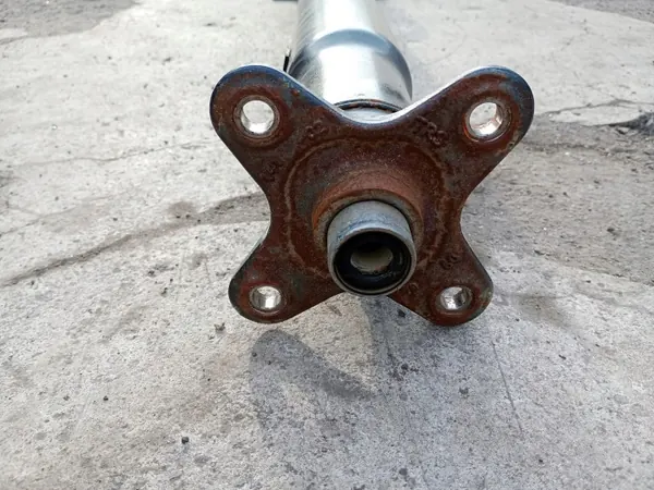 Mercedes-Benz Drivaxel OEM A9074102201 Begagnad image 10