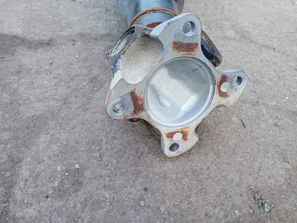 Mercedes-Benz Drivaxel OEM A9074102201 Begagnad image 9