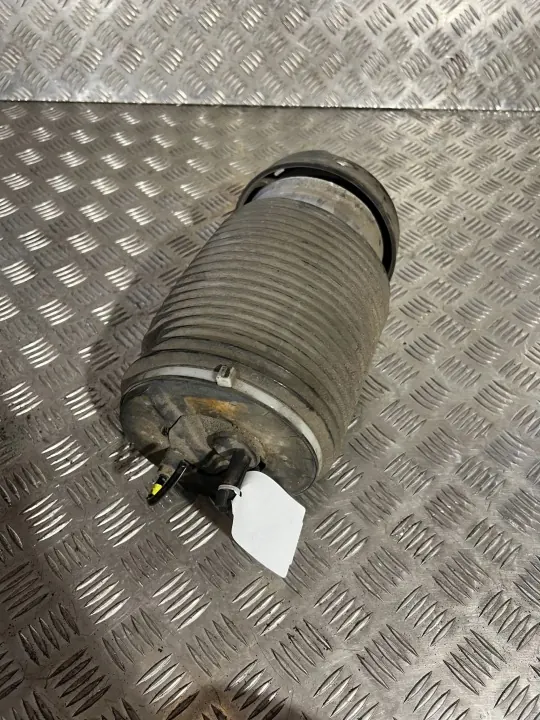 Volvo XC90 2017 Luftfederbalg Hinterachse OEM 31476428 image 4