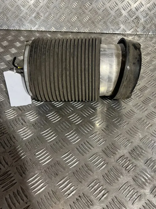 Volvo XC90 2017 Luftfederbalg Hinterachse OEM 31476428 image 7
