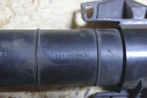 Skoda OE Koplampreiniger Links 3T0955979A image 6