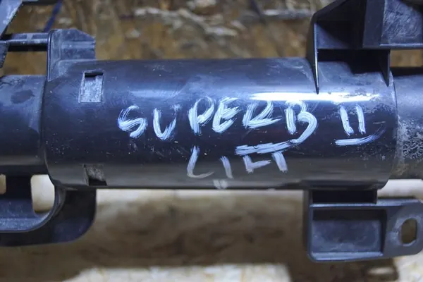 Skoda OE Koplampreiniger Links 3T0955979A image 7