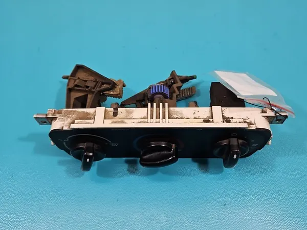 Console de ventilação Ford Transit 06-13 C1H-18D451A image 3