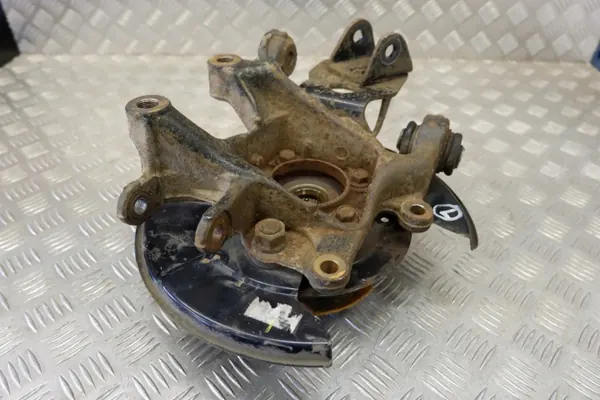 Toyota RAV4 taka pyörän navan OEM 4230542020 image 8