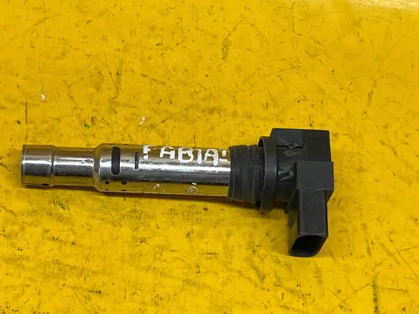 Bobina de ignição Skoda Fabia I 1.2B 97-07 036905715E image 2