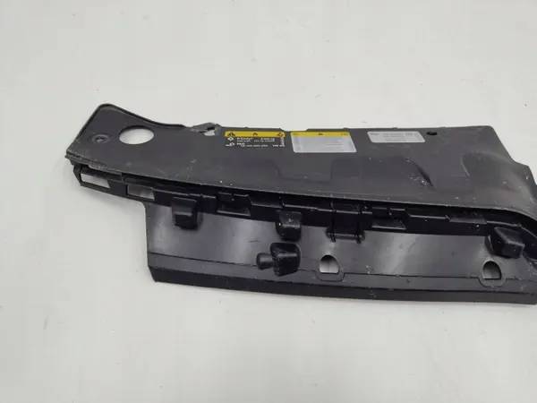 Couvre-ceinture avant Skoda Karoq OEM 57A853343A image 3