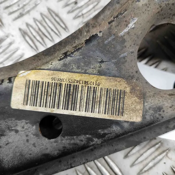 Braccio di controllo inferiore anteriore destro Opel Corsa E 2019 OEM image 7