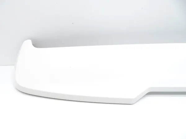 Spoiler de maletero Skoda Fabia III OEM 6V6071644 Usado image 4