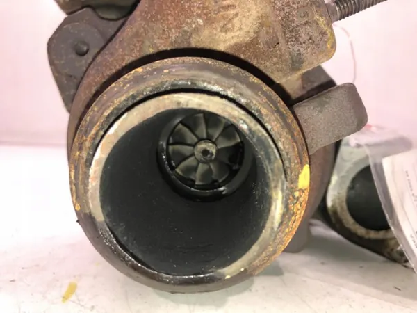Turbocompresor OEM 9686120680 para Ford Focus III 1.6 image 6