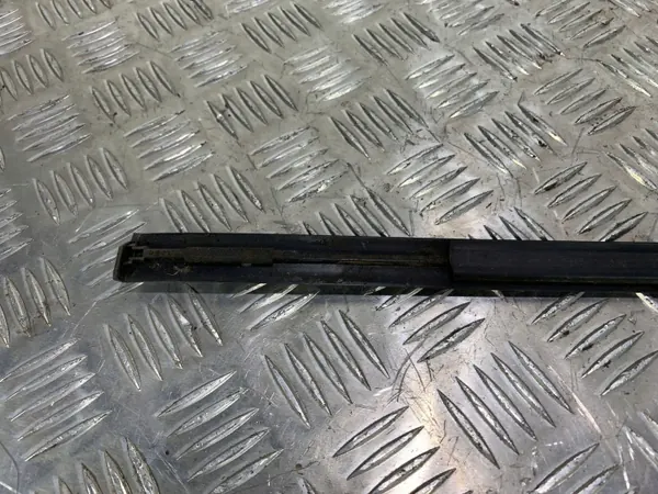 Toyota Prius Dachträger OEM FBZ20069 - Gebraucht image 3