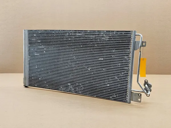 AC-kondensaattori VW Transporter T5 2003-2010 image 3