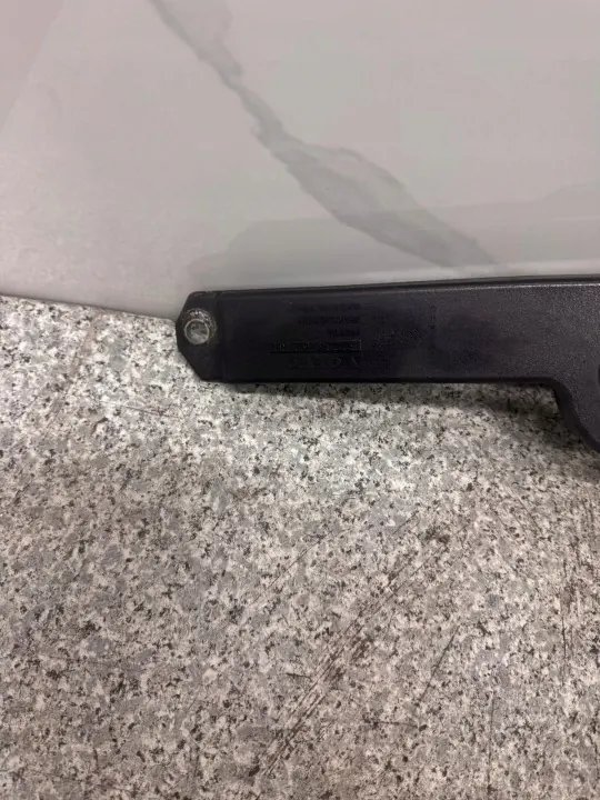 Support de fixation d'aile droit OEM 32234762 Volvo XC40 image 3