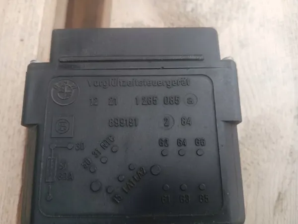 Module bougies préchauffage BMW 1285085A E28 2.4td image 4