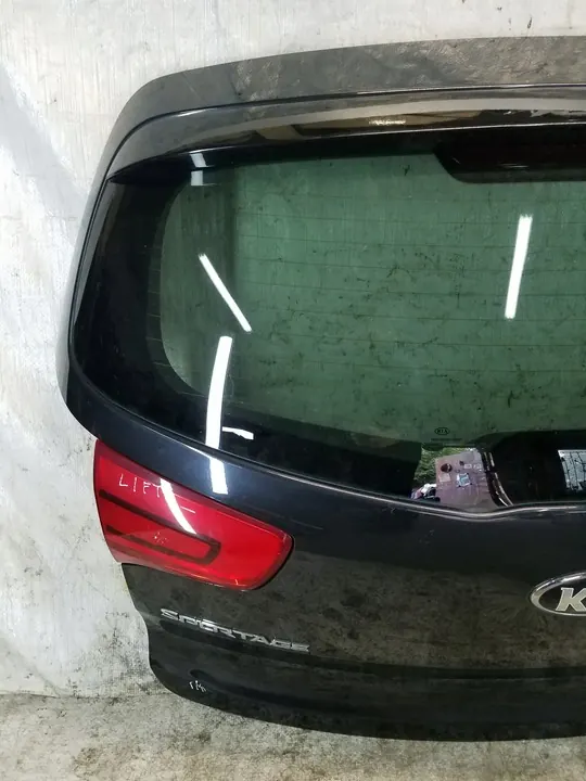 Porta-malas traseiro Kia Sportage III OEM 1K image 7