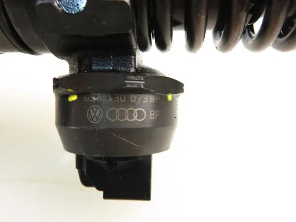 Pompe lave-glace OEM 038130073BP VW Audi Skoda image 9