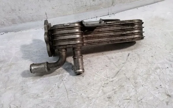 Volkswagen Touareg I 2004 EGR-Jäähdytin OEM 070131512B image 2
