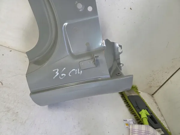 Tesla Model 3 Oikea etu-kynnyspylväs OEM 1090329-00-E image 6