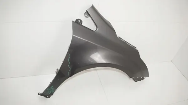 Voor rechter spatbord OEM 360196437 Toyota Avensis T27 image 4