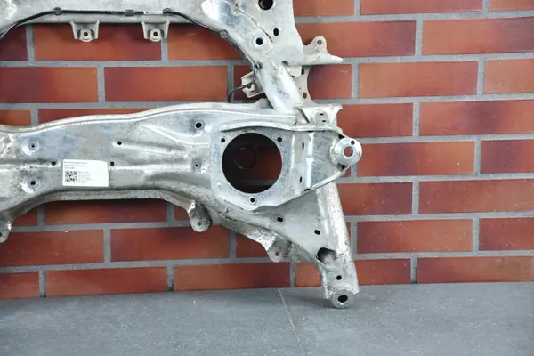 BMW Tvärbalk OEM 6883293 för 2/3/4 Serien image 4